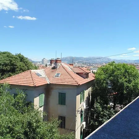 Ivana Appartement *